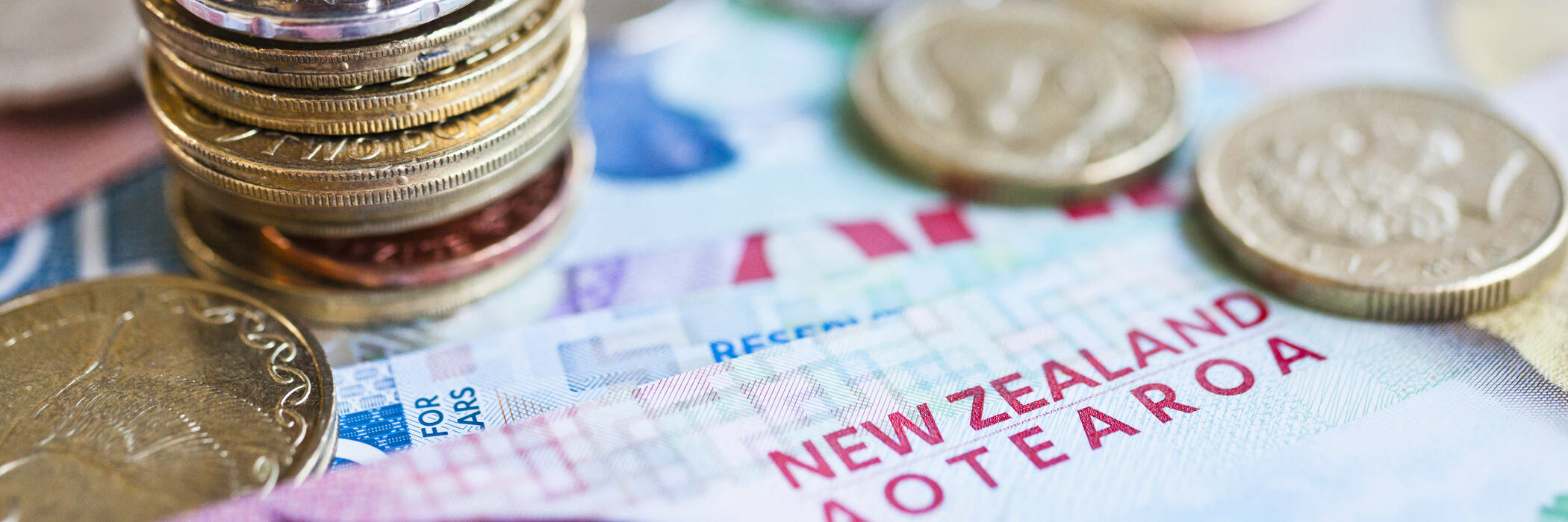Inflation Rate in New Zealand Decreases but Remains Above Target